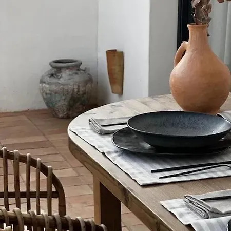 Charming In With Garden Vakantiehuis *