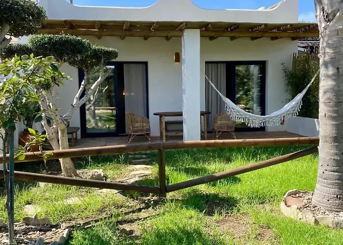 Charming In With Garden * タリファ